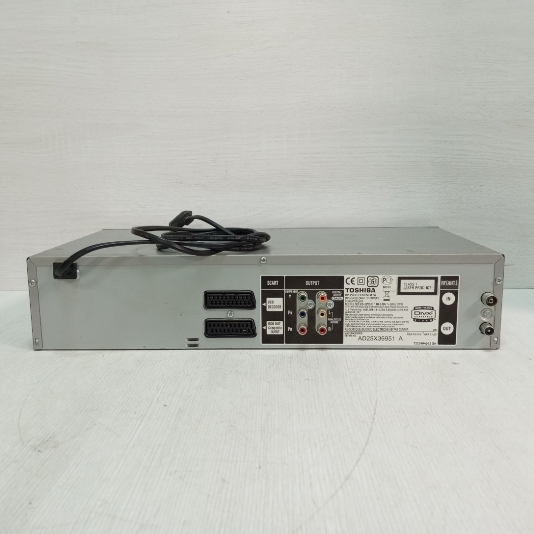 Видеомагнитофон с DVD плеером TOSHIBA SD-36VSR, рабочий, без пульта. Картинка 4