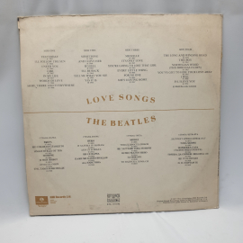 Виниловая пластинка "Love songs"The beatles.Незначительные царапины.СССР. Картинка 3