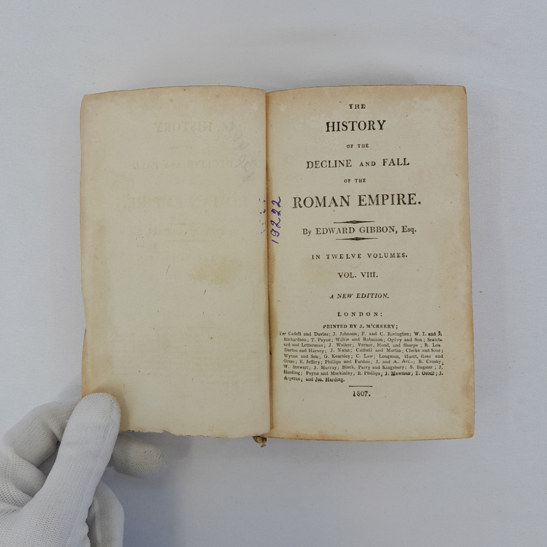 Эдуард Гиббон "История упадка и крушения Римской империи" (на английском), винтаж, СССР. Картинка 5