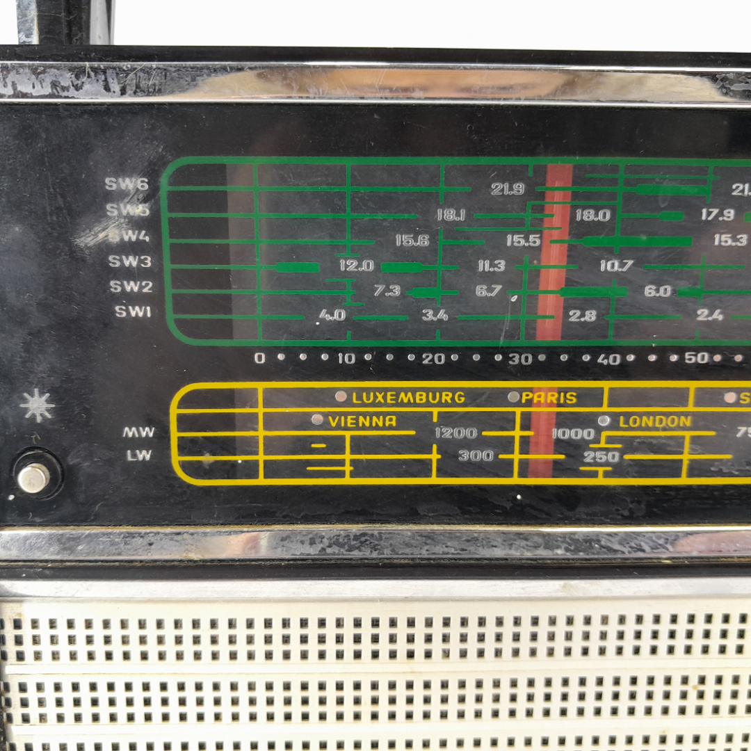 Радиоприемник "Сигнал 201", VEF 205, требуется профилактика, винтаж, СССР. Картинка 13
