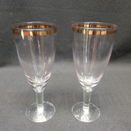 Пара бокалов "Золотая лента", марганцовое цветное стекло, позолота. Винтаж, СССР.