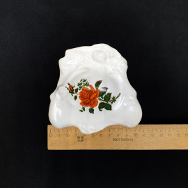 Шкатулка на ножках, фарфор, деколь, трещина, сколы на ножках, винтаж, Польша. Картинка 14