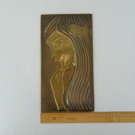 Чеканка, панно "Девушка с гребнем", винтаж, СССР. Картинка 4
