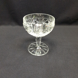 Креманка, урановое стекло ручная резка, высота 12.5 см 150 мл, винтаж СССР