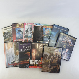 Набор из 10 случайных DVD-дисков, без выбора разного состояния, для декора