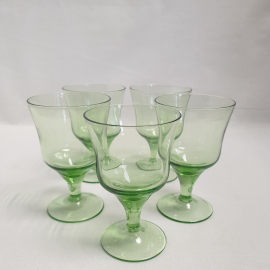 Набор фужеров из 5 шт, цветное стекло, высота 10 см. Винтаж, СССР.