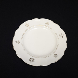 Тарелка десертная, Коростень, фарфор, позолота. Винтаж, СССР.