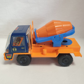 Игрушка "Автомобиль М12 - бетономешалка" 24х10, заводная, пластик, металл. Винтаж, СССР.. Картинка 2