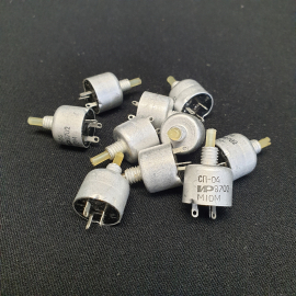 Набор из 10 резисторов СП-04 ИР8702 М 10 оМ, винтаж СССР