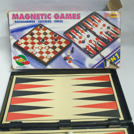 Магнитные шахматы 25х13 см. Китай.. Картинка 4