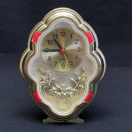 Часы настольные, кварцевые, рабочие, пластик, 11х13см. СНГ.