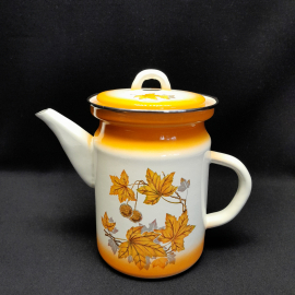 Чайник эмалированный на 2 литра, крытье, деколь, высота 20 см. Винтаж, СССР.