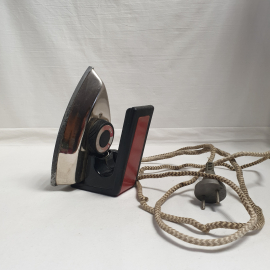 Утюг дорожный, рабочий. Винтаж.