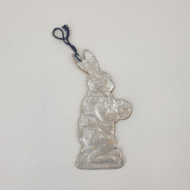 Елочная игрушка Заяц с мячом картонаж, винтаж СССР. Картинка 2