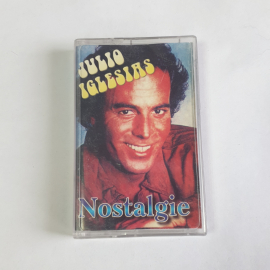 Аудиокассета Julio Iglesias Nostalgie Hey, Abracame, La Paloma, Amor. Винтажная коллекция.