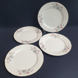 Набор столовых тарелок 4 шт, фарфор, деколь. Япония.