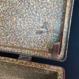 Чемодан на защелках 62х37х19 см, кожзам. Винтаж, СССР.. Картинка 13