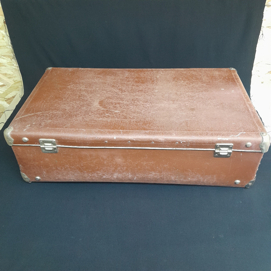 Чемодан 72х42х22, кожзам, сост. см. фото. Винтаж, СССР.. Картинка 3