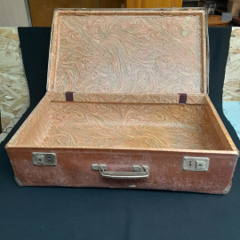 Чемодан 72х42х22, кожзам, сост. см. фото. Винтаж, СССР.. Картинка 6