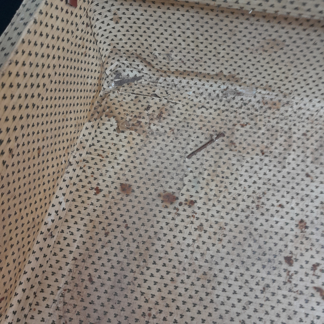 Чемодан 63х40х18 см с ключом, сост. см. фото. Винтаж, СССР.. Картинка 11