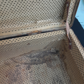 Чемодан 63х40х18 см с ключом, сост. см. фото. Винтаж, СССР.. Картинка 14