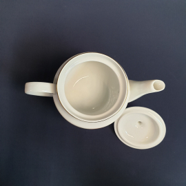 Чайник Пролетарий, фарфор деколь позолота 0.5 л, скол, винтаж СССР. Картинка 8