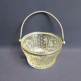 Ваза с металлической ручкой, конфетница, 500 мл. Винтаж, СССР.