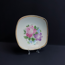 Тарелка для подачи блюд 24.5 см, Южноуральский ФЗ, фарфор, деколь, позолота. Винтаж, СССР.