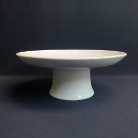 Ваза на ножке для подачи диаметр 26 см, фарфор, высота 13 см. Винтаж, СССР.