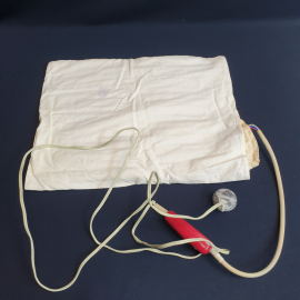 Электрическая грелка  35 х 26, режима 3, не работает  .СССР