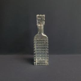 Графин штоф, стекло, пробка битая ,0.7л,винтаж ССССР