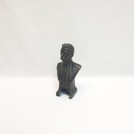 Бюст "Максим Горький", шпиатр, литье, 1949 г.Состояние на фото. Винтаж. СССР.