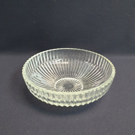 Салатник 16.5 см, стекло, 500 мл. Винтаж, СССР.