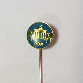 Значок СССР Бранденбургские ворота DDR. Редкий коллекционный памятный предмет, советский винтажный.