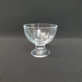 Креманка на ножке 10 см, стекло, 400 мл. Винтаж.