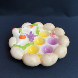 Тарелка для яиц 22 см, керамика, роспись, есть сколы, следы кракелюра.