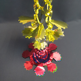 Новое новогоднее украшение гирлянда из фольги не большой длины, диаметр 19 см. Винтаж.