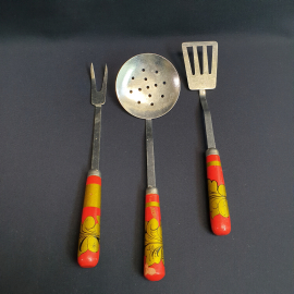 Набор кухонных принадлежностей 3 шт "Хохлома", есть утраты, нержавейка, дерево. Винтаж, СССР.