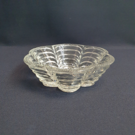 Ваза конфетница, стекло высота 5 см, скол, винтаж СССР