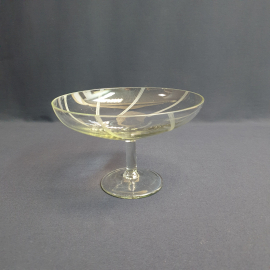 Ваза фруктовница на ножке, стекло резка высота 12 см, винтаж СССР