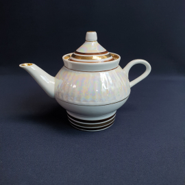 Чайник Минск, фарфор люстр позолота 0.5 л, винтаж СССР