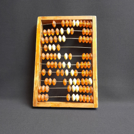 Счеты деревянные 26х19,пластиковые костяшки. Винтаж СССР.