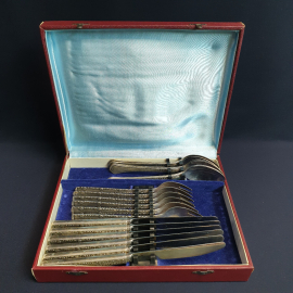 Набор столовых прибор 18 предметов, МНЦ, в коробке. Винтаж, СССР.