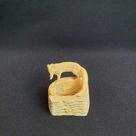Статуэтка 3х3х4 см, резьба из кости, утраты. Винтаж.