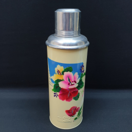 Термос на 2 литра, стеклянная колба, металл корпус. Китай.