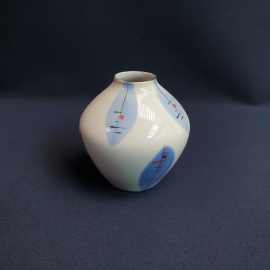 Ваза Коростень, фарфор деколь позолота высота 9 см, винтаж СССР