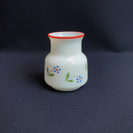 Ваза, молочное стекло высота 10 см, сколы, винтаж СССР