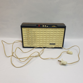 Приемник трехпрограммный "Апогей-204", работоспособность неизвестна. Винтаж, СССР.