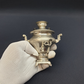 Сувенирный самовар ЗШВ, металл, гравировка, высота 14 см. Винтаж, СССР.