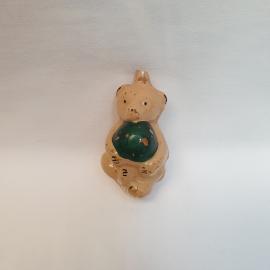 Елочная игрушка Медведь с мячом 7х4 см, стекло, сход краски. Винтаж, СССР.